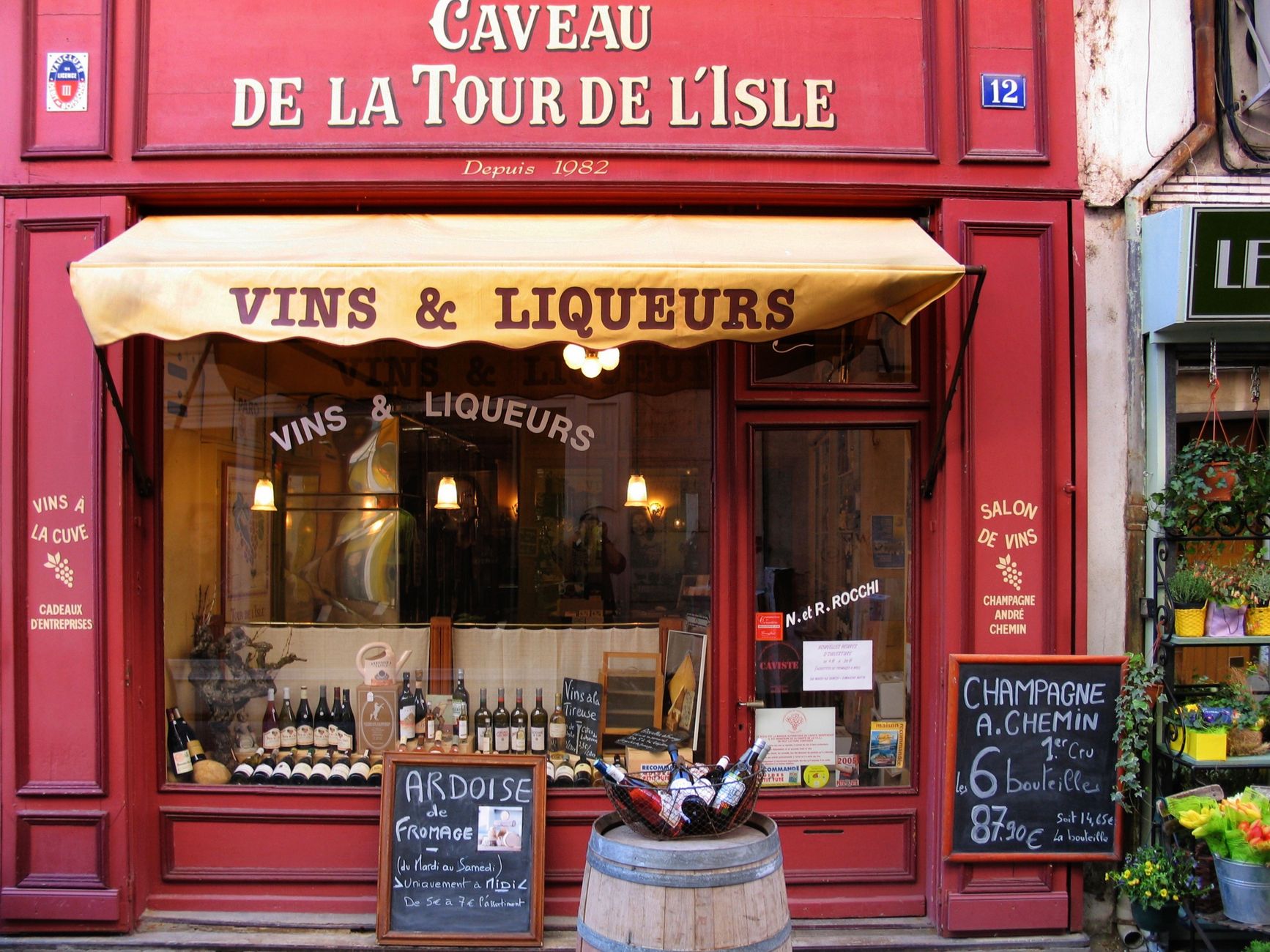 Caviste équipe à Tarbes